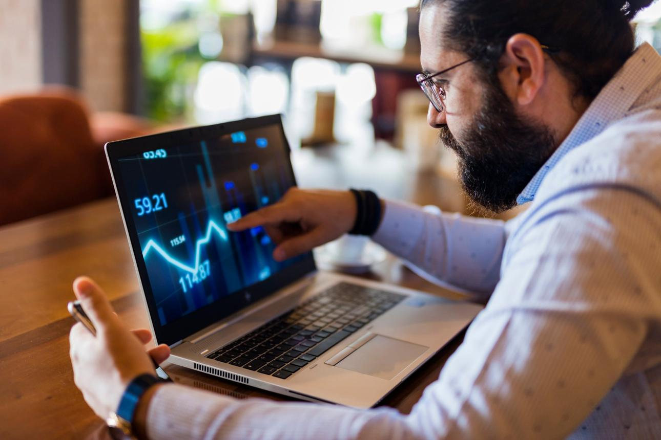 A Beginner’s Guide to Investing: Getting Started Without the Overwhelm